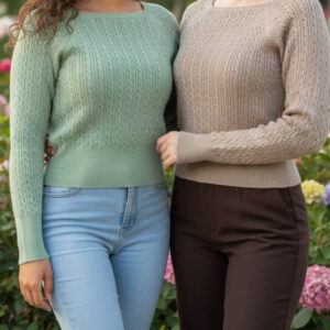 كنزة جكار منقشة