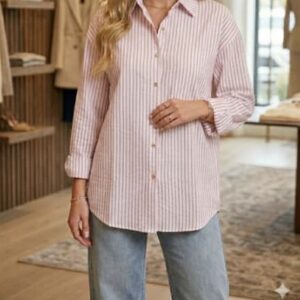 قميص مقلم مع ستراس